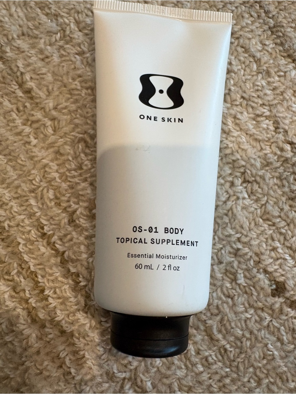 OS-01 Body Essential Moisturizer — White